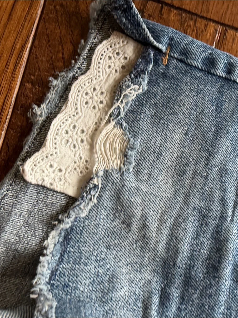 Old Navy Girls size 6 Blue Denim Jeans with Contrast Stitching